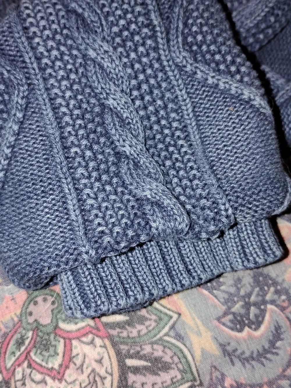 Carbon 2 cobalt - Men's Size M Hooded Cable Knit Sweater - Light Navy Blue